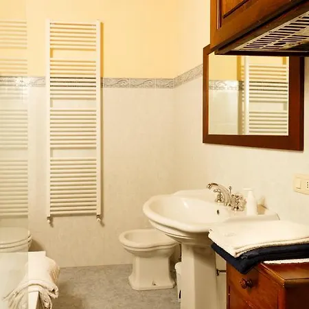 Casa Di Anna Cortone